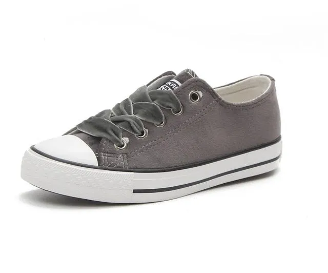 Casual Lace-Up Leisure Sneakers