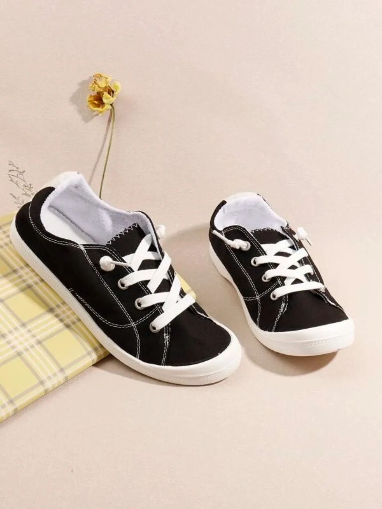 Lace Up Casual Sneakers