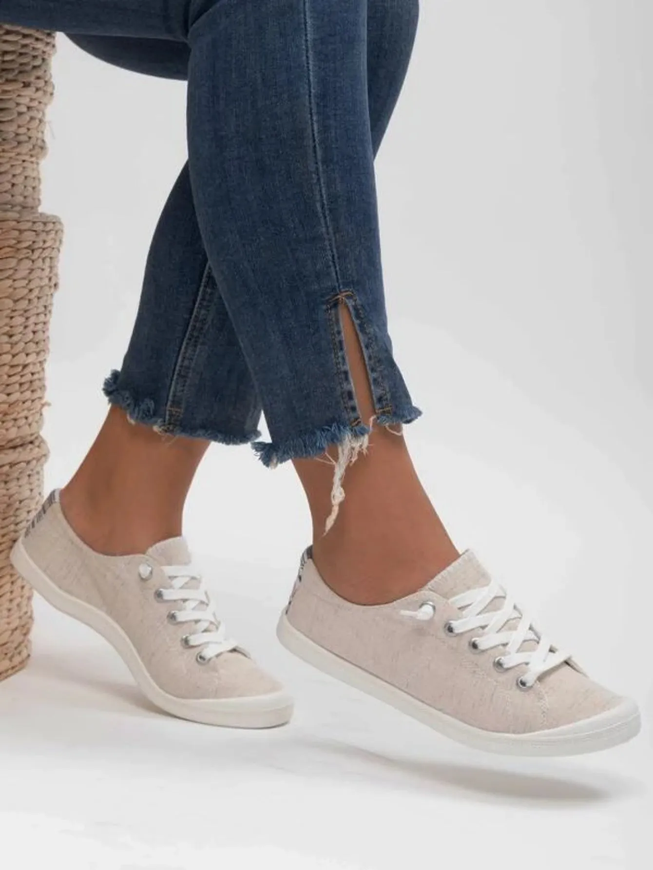 Lace Up Casual Sneakers