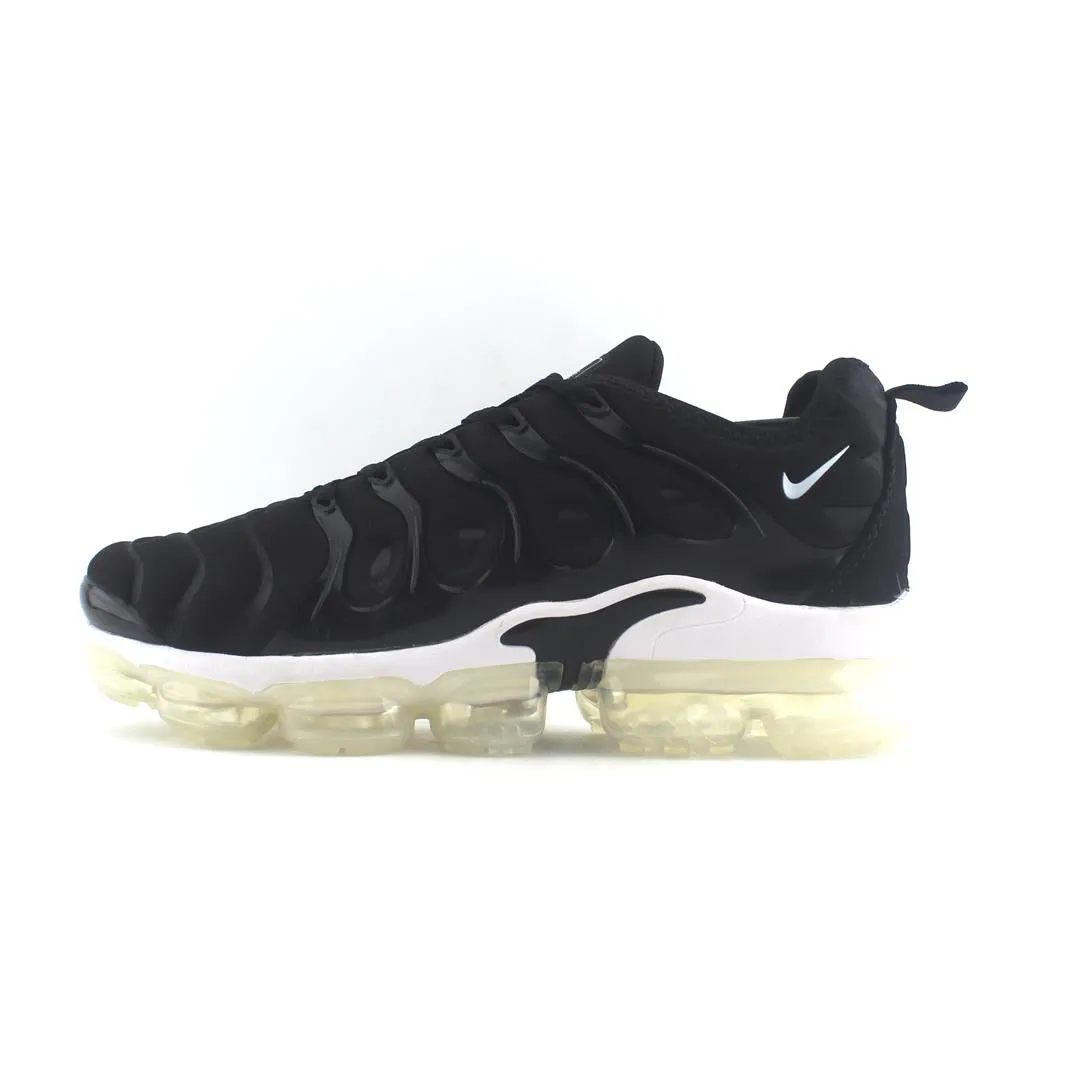 NIKE  AIR VAPORMAX PLUS
