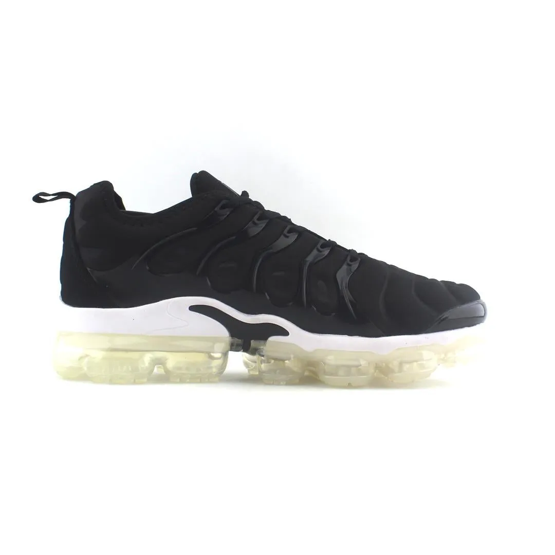 NIKE  AIR VAPORMAX PLUS