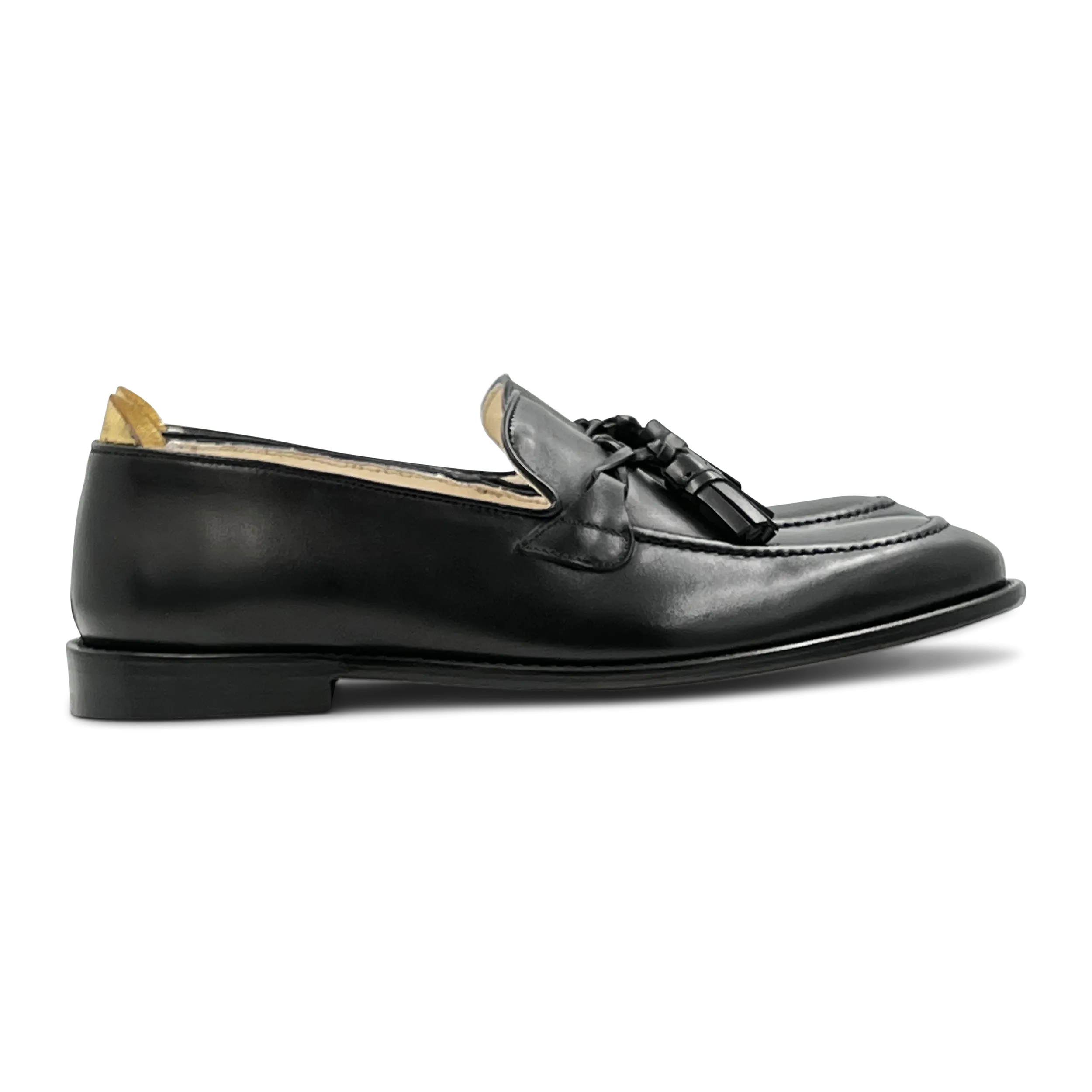 Oscar in Black with Tassel
