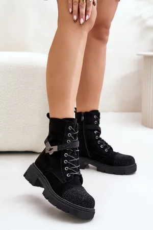 Rounded toes laced black boots